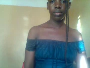 Screenshot from prettyzuzu webcams