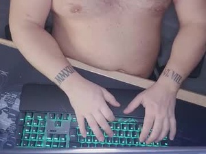 Screenshot from prime_time77 webcams