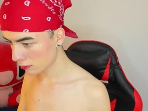 Screenshot from prince_adreww webcams