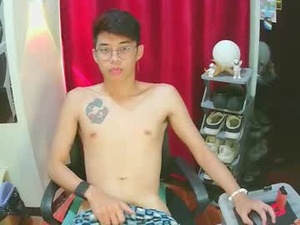 Screenshot from prince_harrison webcams