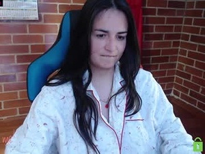 Screenshot from princesa_leia_zathur webcams