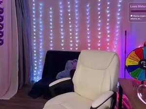 Screenshot from princess_n_papi webcams