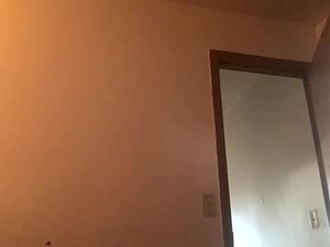 Screenshot from princesssnowflk84 webcams