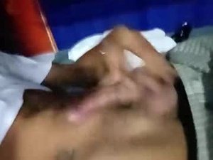 Screenshot from pulgarpaeznicoll2 webcams