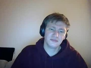 Screenshot from punkindrublic25 webcams