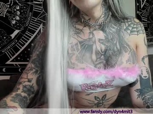 Screenshot from punkyfoxx webcams