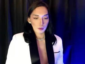 Screenshot from queen_lucifer webcams