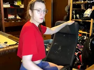 Screenshot from queenariatloak webcams