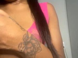 Screenshot from queensonastyy webcams