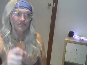 Screenshot from rachaelmorningxx webcams