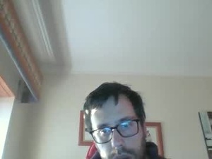 Screenshot from rafaelnunes1992 webcams