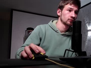 Screenshot from rainbow_farmer_james webcams