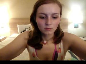 Screenshot from rainbowbitterbb webcams