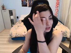 Screenshot from raven_haired_goddess webcams