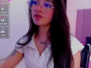 Screenshot from raven_loove webcams