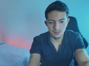 Screenshot from raven_soull webcams