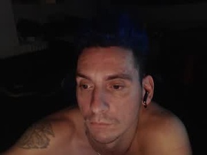 Screenshot from rayzel31 webcams