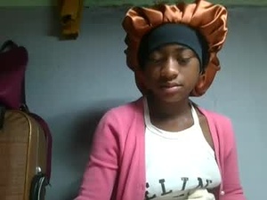 Screenshot from razafy922472 webcams