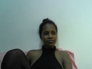 Screenshot from realqueen2 webcams