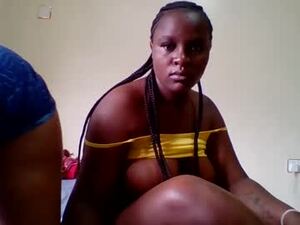 Screenshot from realysweets webcams
