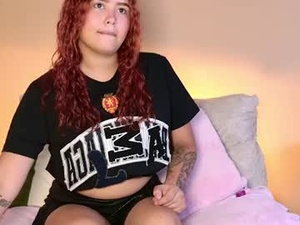 Screenshot from red_kittyy_ webcams
