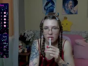 Screenshot from reginasmilee webcams