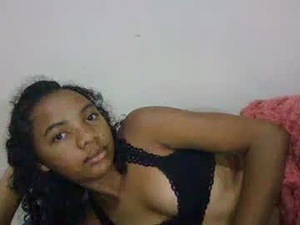 Screenshot from rianahcia webcams