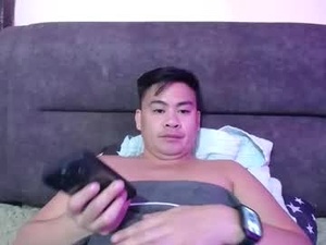 Screenshot from richard440842 webcams