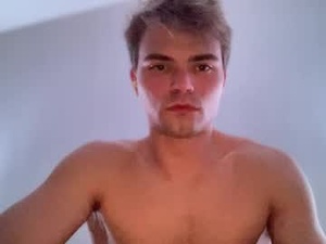 Screenshot from richardhard3 webcams