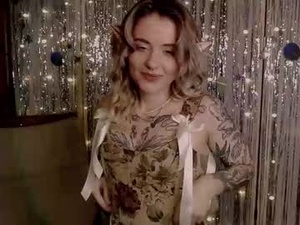 Screenshot from risha_laass webcams