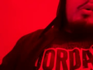 Screenshot from robbb1095 webcams