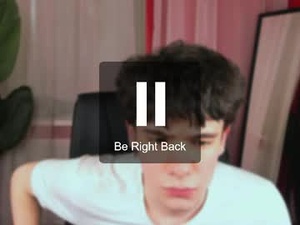 Screenshot from robbie_reyes webcams