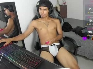 Screenshot from rolito18cm webcams