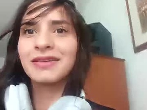 Screenshot from rosasvioletas webcams