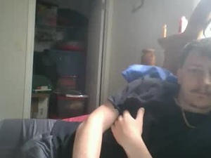 Screenshot from royalpainnick2 webcams