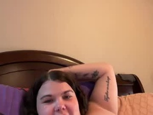 Screenshot from rubyrayx25 webcams