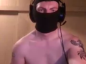 Screenshot from rugby_boy22 webcams