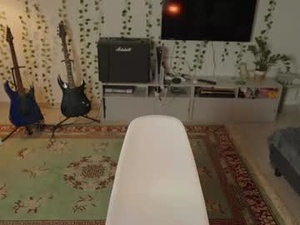 Screenshot from rusbradpitt webcams