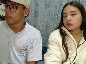 Screenshot from ryan_and_pamelaprincee webcams
