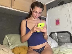 Screenshot from rylanxoxo webcams