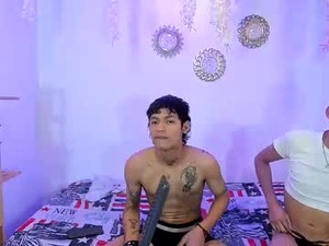 Screenshot from s_d_b_hot webcams