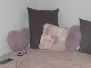 Screenshot from sabrinee__xx_divine webcams