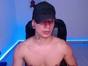 Screenshot from saenz_hotx webcams
