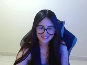 Screenshot from sahaliefox_ webcams