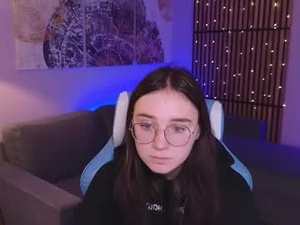 Screenshot from saintmolly_ webcams