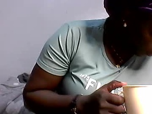 Screenshot from salmah2 webcams