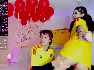Screenshot from sam_y_kat webcams