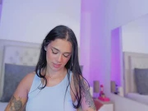 Screenshot from sammanta_grey webcams