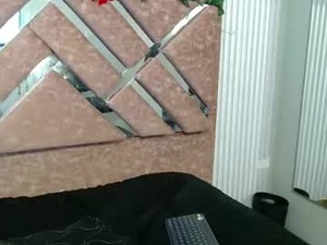 Screenshot from sandra_violet webcams
