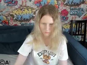 Screenshot from sansa_kisss webcams